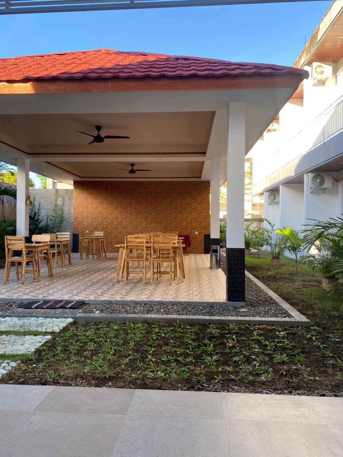 Christika Homestay Labuan Bajo Luaran gambar