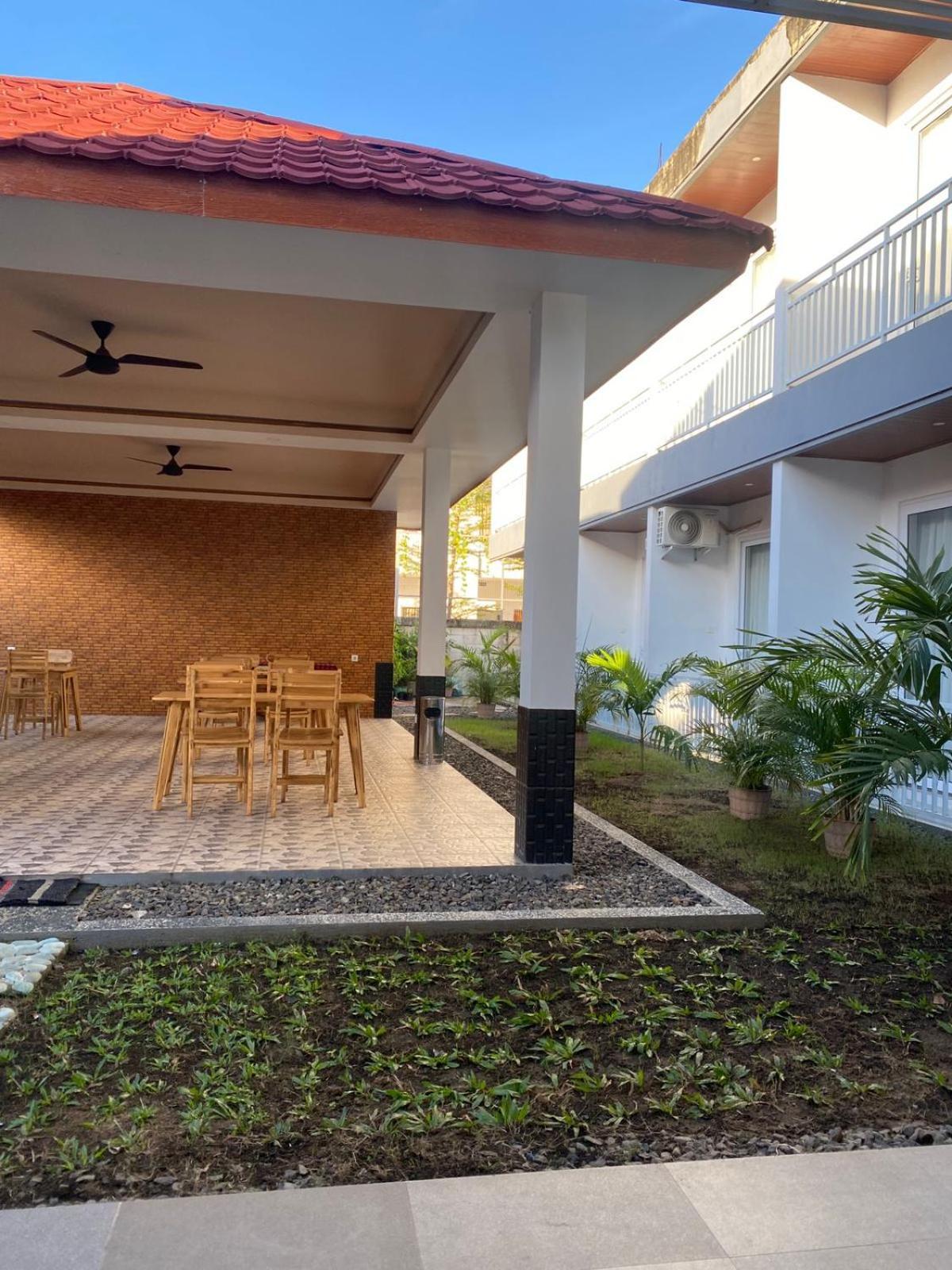Christika Homestay Labuan Bajo Luaran gambar
